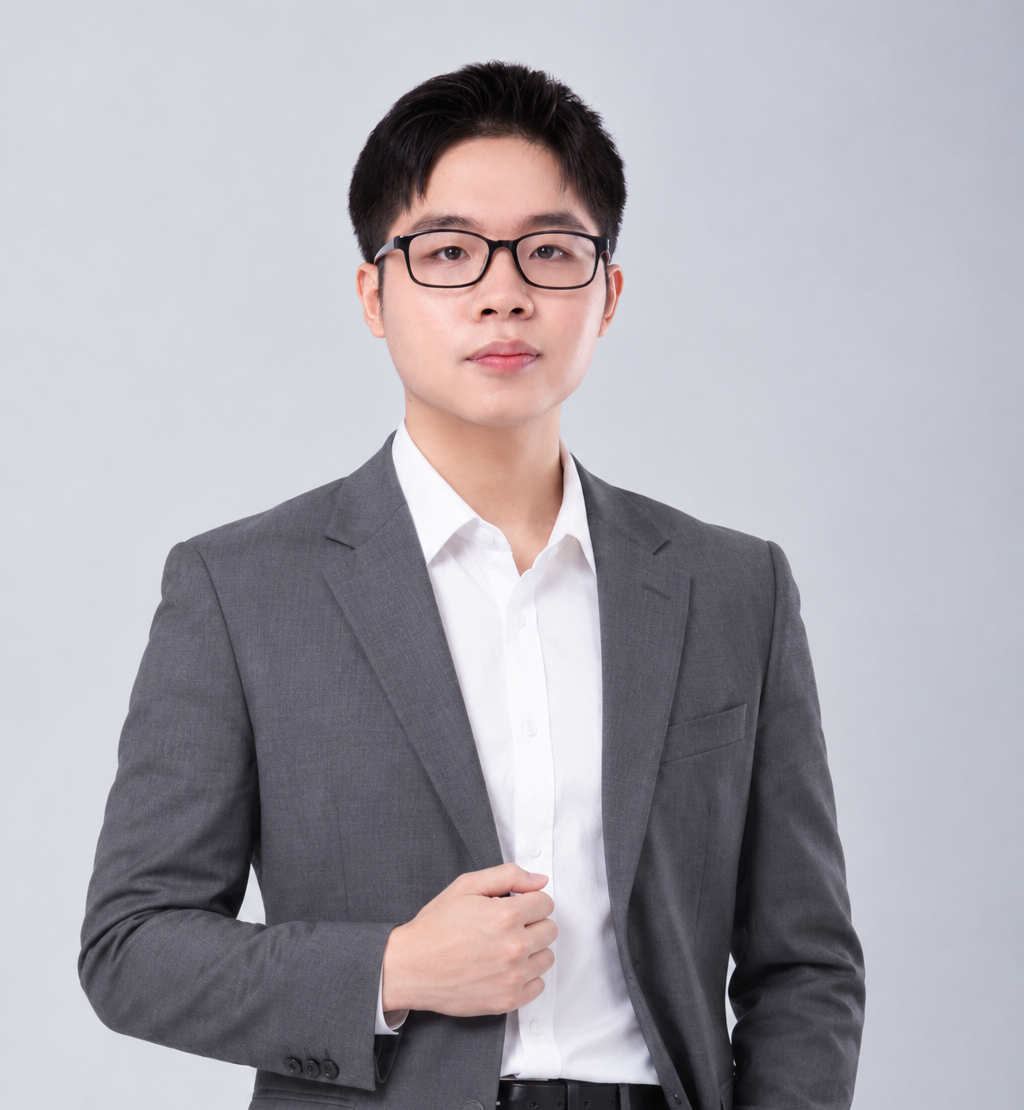 NGUYỄN HOÀNG NAM